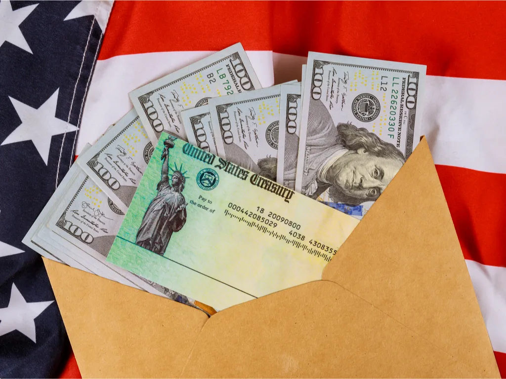 8 Types of Cash Assistance and How To Know If You Qualify